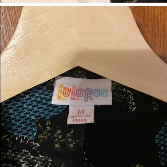 LuLaRoe cardigan ♥️♥️♥️ - Picture 3 of 4